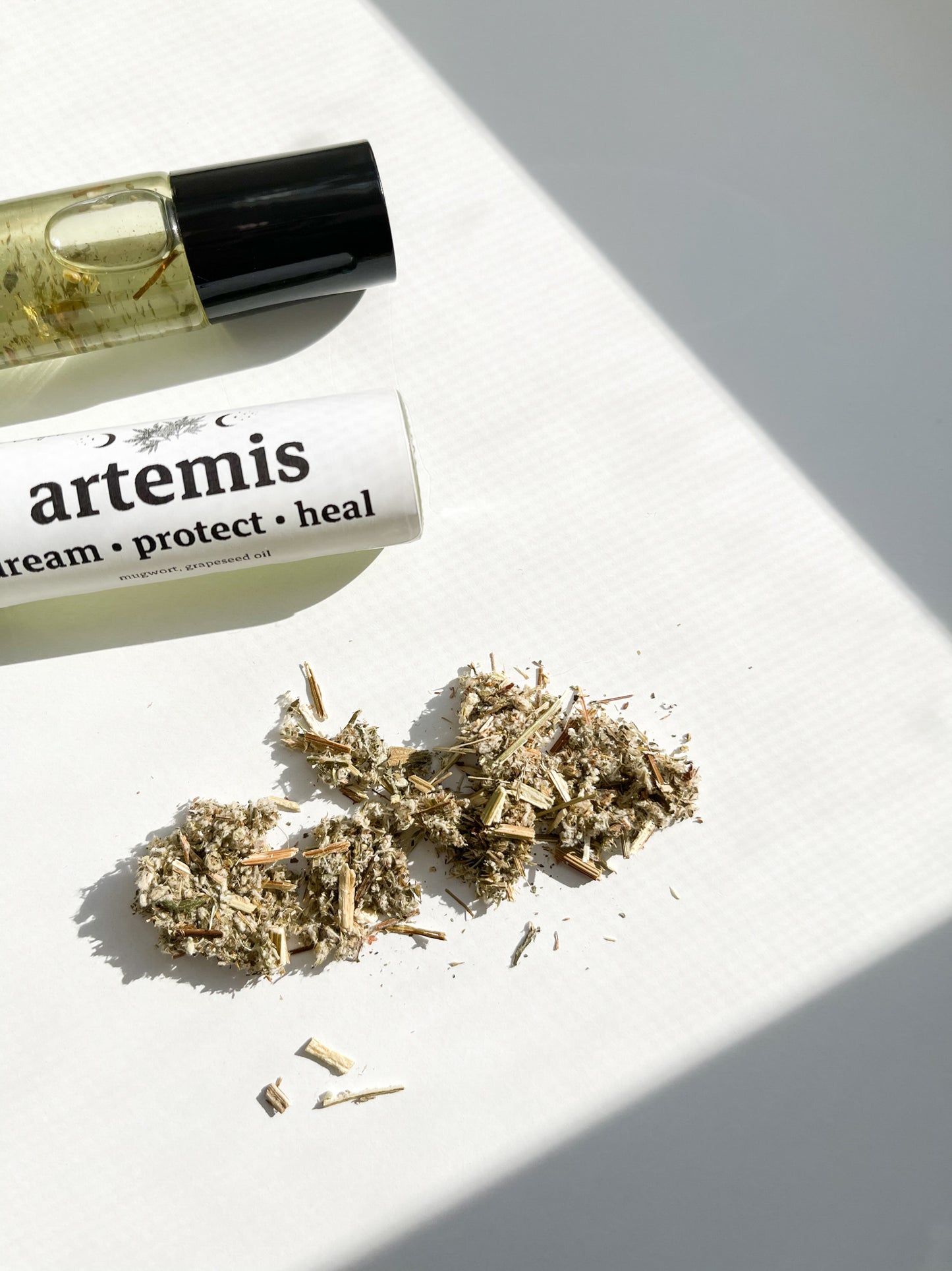 ARTEMIS OIL | Mugwort